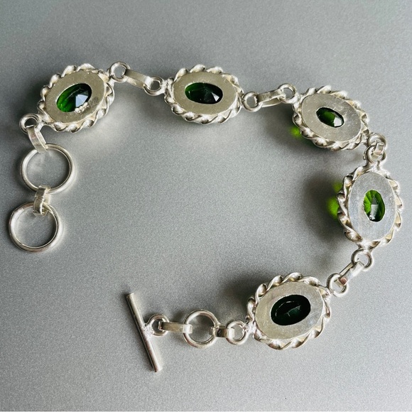 Forest Green Peridot Simulant CZ Oval Link Sterling Silver Toggle Clasp … - Picture 4 of 10